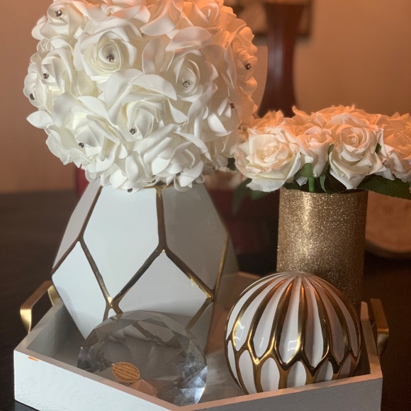 Perfect Centerpiece - Picture 4 of 4